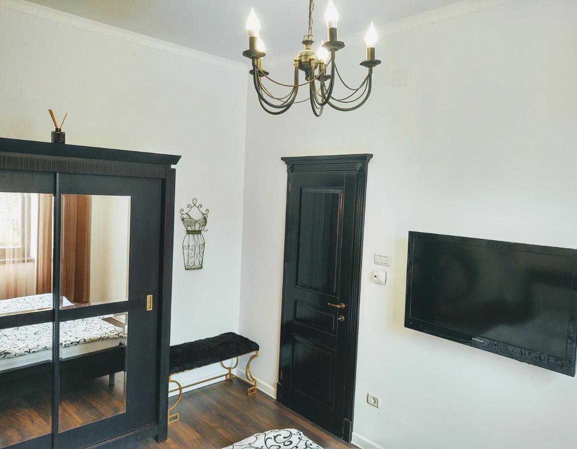 Cezari Aparthotel 브라쇼브 외부 사진