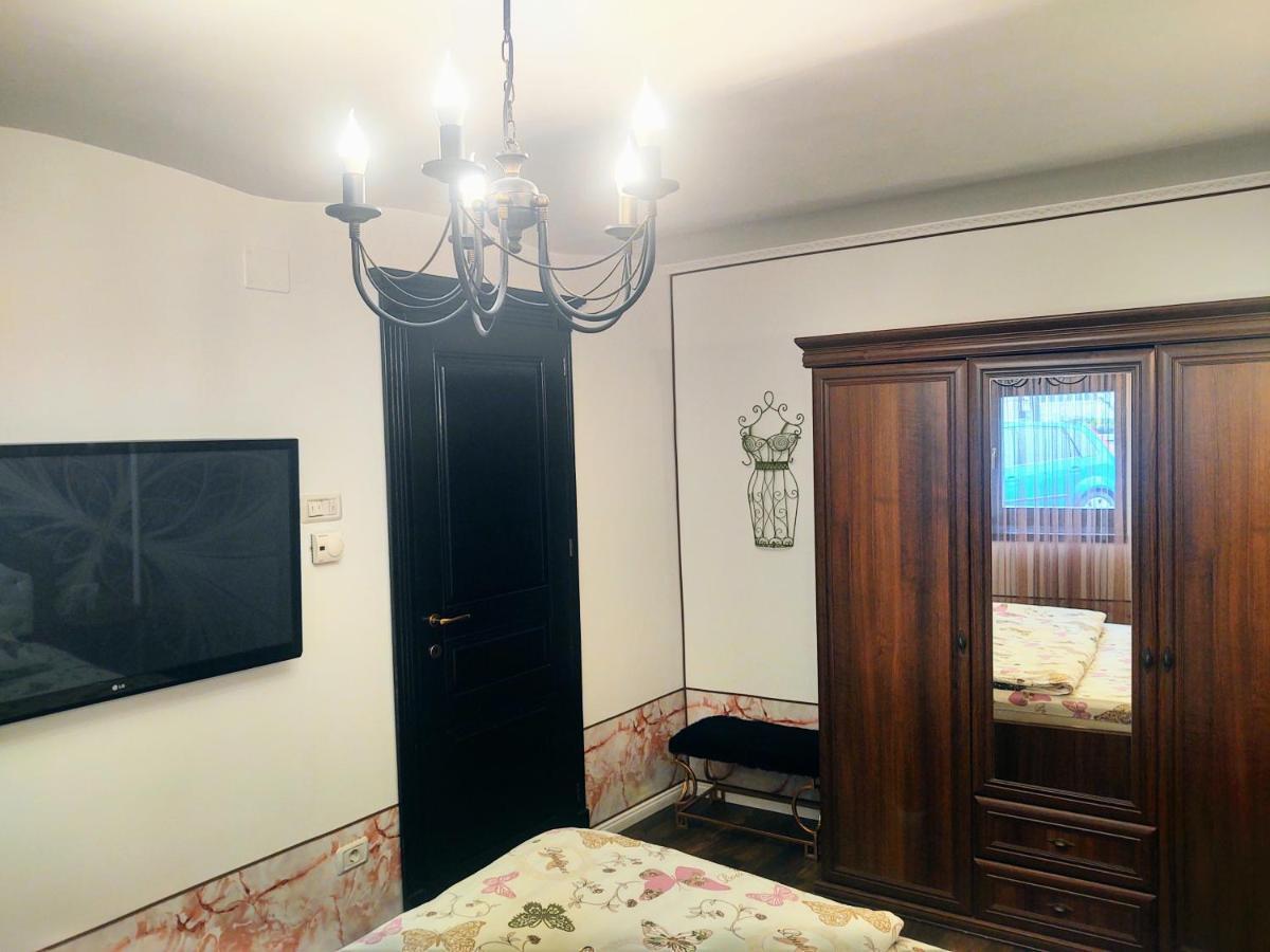 Cezari Aparthotel 브라쇼브 외부 사진