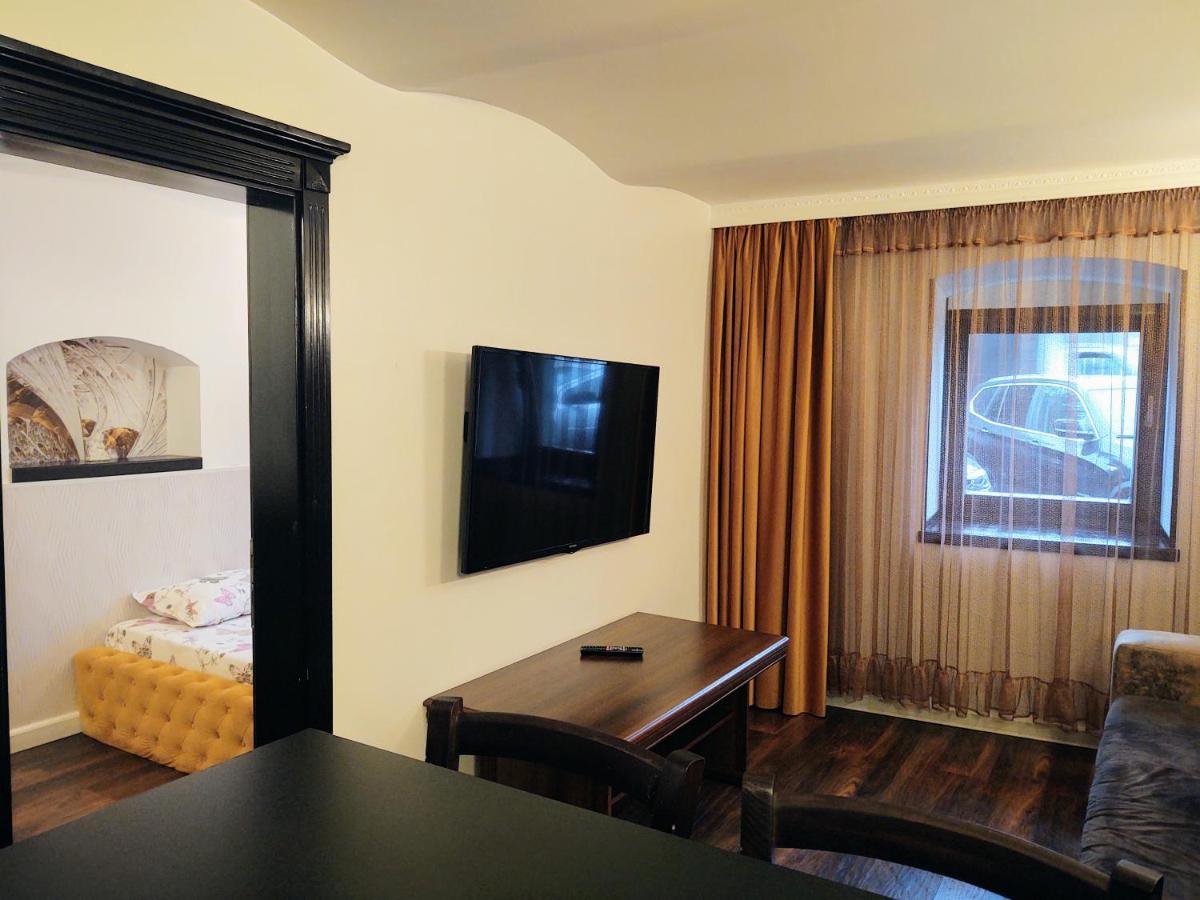 Cezari Aparthotel 브라쇼브 외부 사진