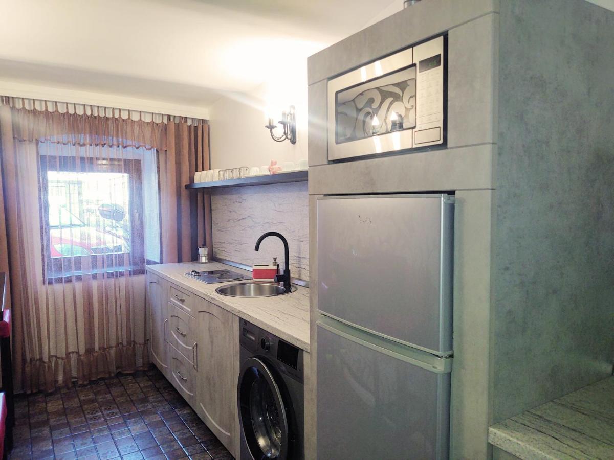 Cezari Aparthotel 브라쇼브 외부 사진