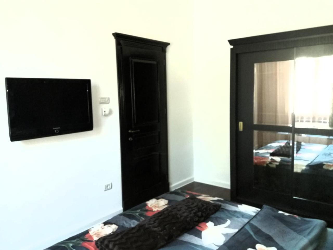 Cezari Aparthotel 브라쇼브 외부 사진